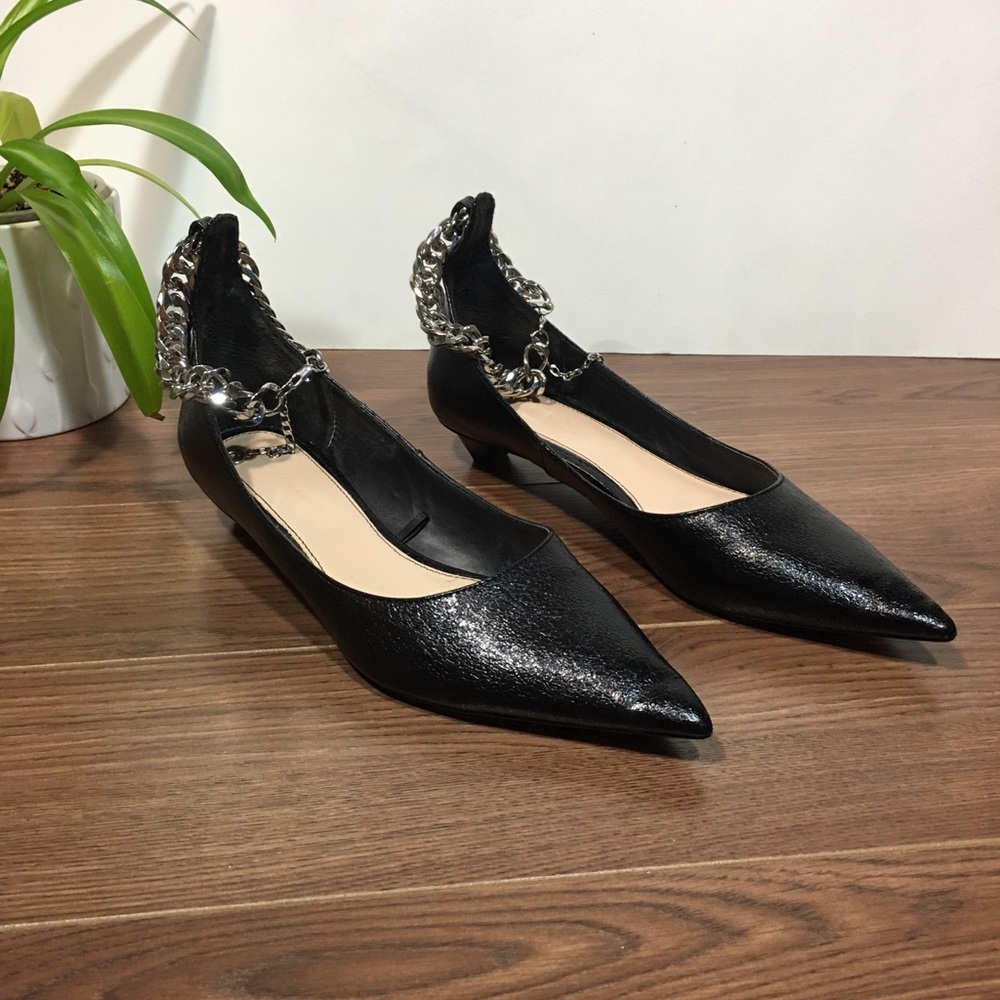 Zara Ballerina flats With A Chain Ankle Straps